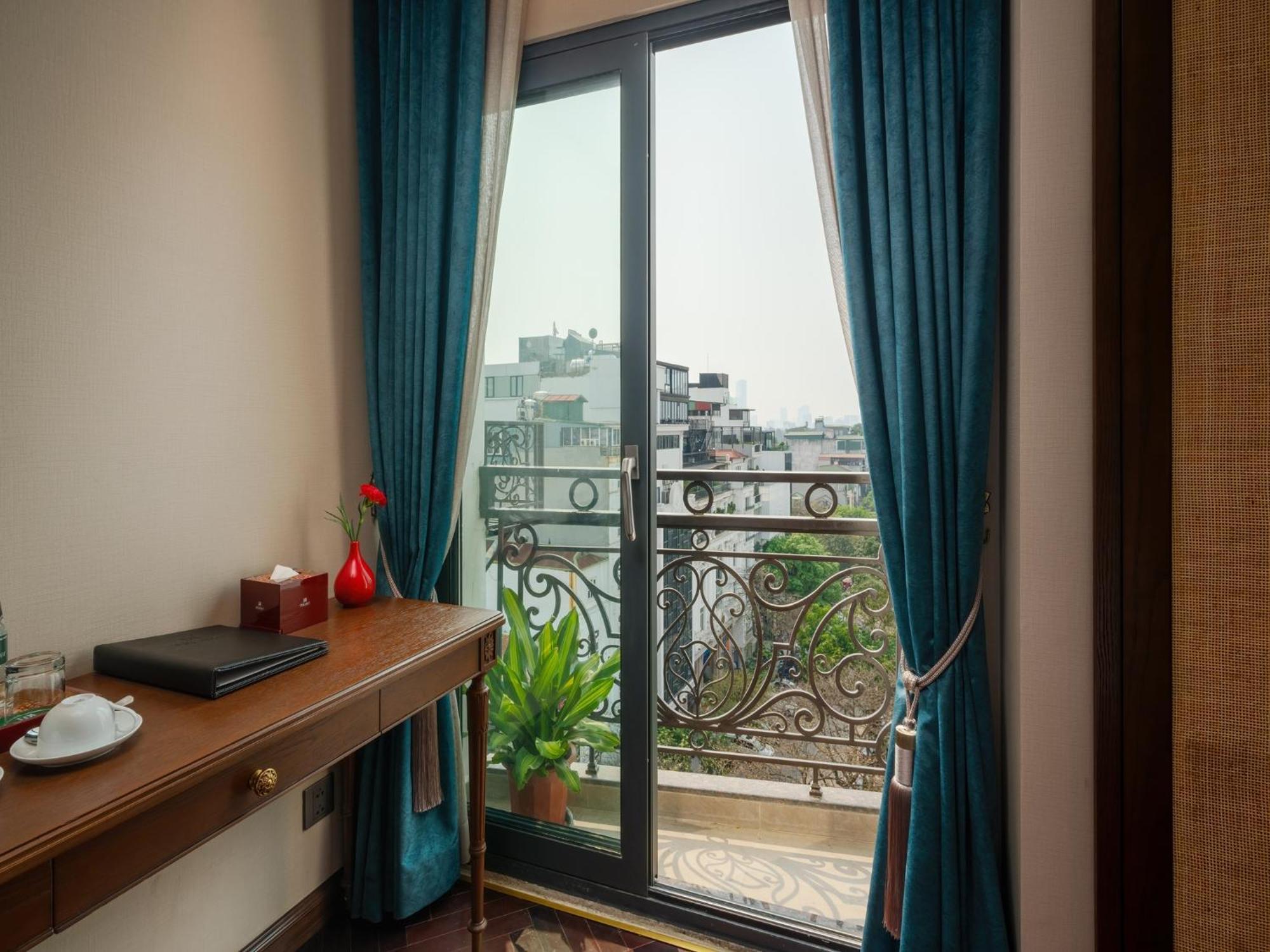 Peridot Gallery Classic Hotel Ханой Екстериор снимка
